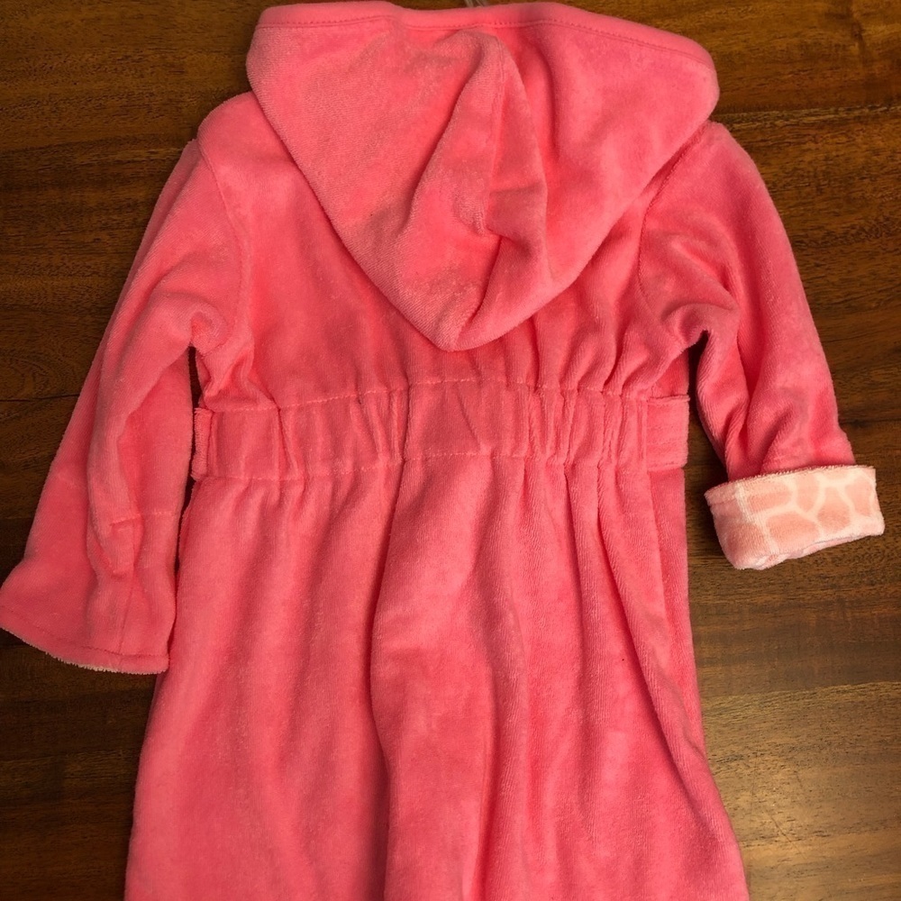 NWT girls Robe. - Picture 5 of 5